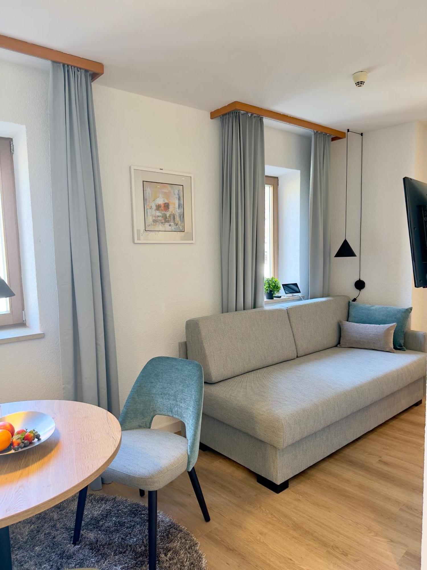 Living & Serviced Apartments By Blauer Wolf Gunzenhausen Exterior photo